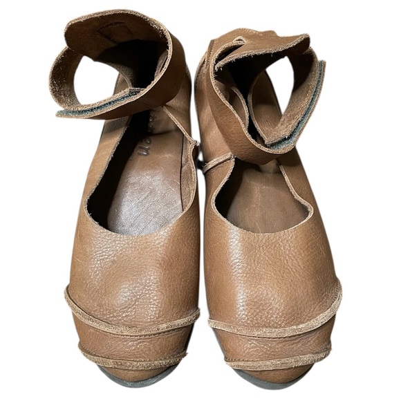 Trippen Carol Wedge Pumps in Brown Size 40/ US 9 Woman’s Ankle Straps - Picture 13 of 15